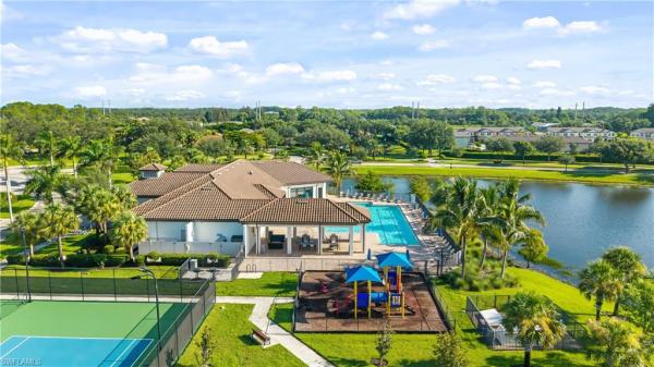 Portico, 14053 Oviedo Pl, Fort Myers, Florida 33905, image 2