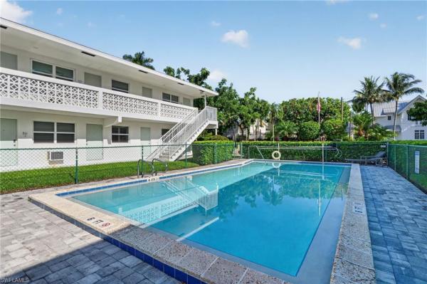 534 S 4th Ave #3, Naples, Florida 34102, image 1