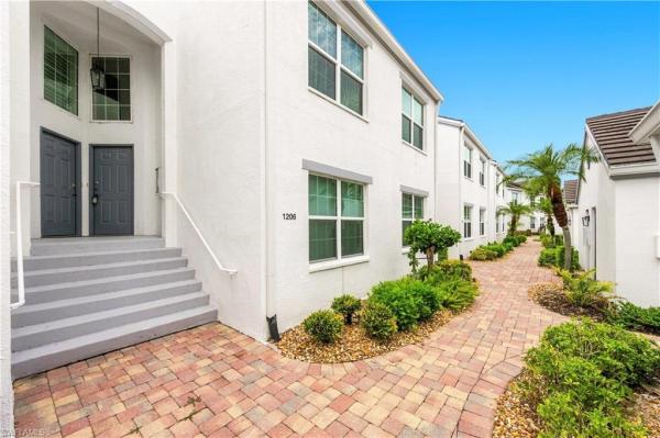 5941 Sand Wedge Ln #1206, Naples, Florida 34110, image 2
