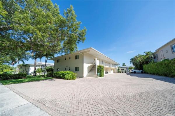 1417 Chesapeake Ave #104, Naples, Florida 34102, image 2