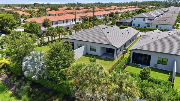 Abaco Pointe, 14792 Kingfisher Loop, Naples, Florida 34120, image 2