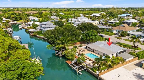 Gulf Shores, 2736 Riverview Dr, Naples, Florida 34112, image 3