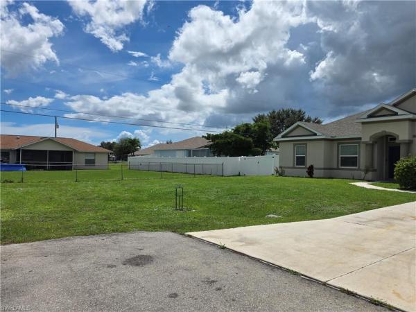 Cape Coral Residential, 318 5th Pl, Cape Coral, Florida 33990, image 3