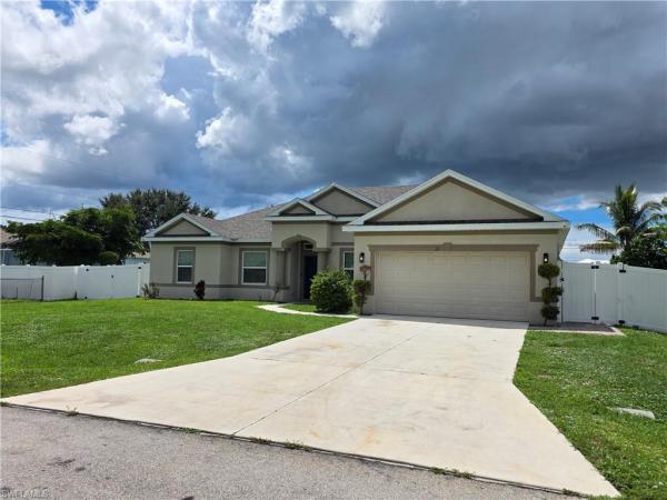 Cape Coral Residential, 318 5th Pl, Cape Coral, Florida 33990, image 2