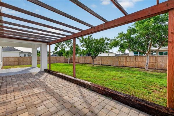 Cape Coral Residential, 204 28th Ter, Cape Coral, Florida 33993, image 3