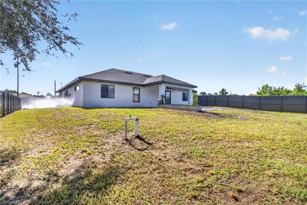 Lehigh Acres Residential, 526 S Wabasso Ave, Lehigh Acres, Florida 33974, image 1