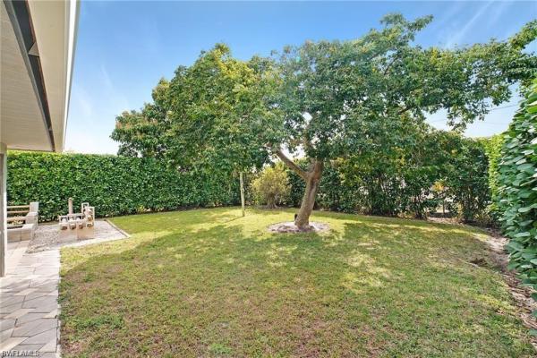 Bad Axe, 1160 Michigan Ave, Naples, Florida 34103, image 1