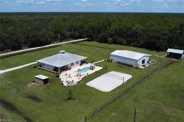 37061 Rickard Ln, North Fort Myers, Florida 33917, image 2