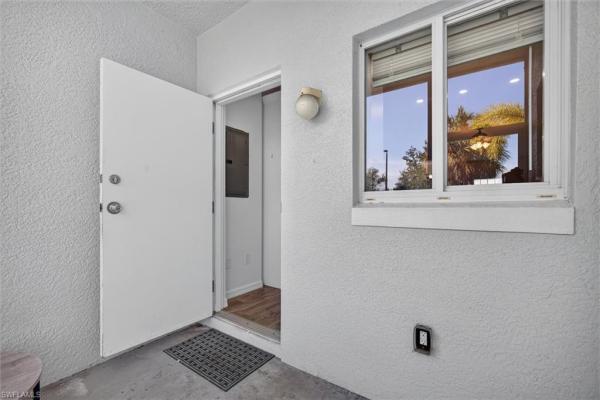 8555 Bernwood Cove Loop #107, Fort Myers, Florida 33966, image 3
