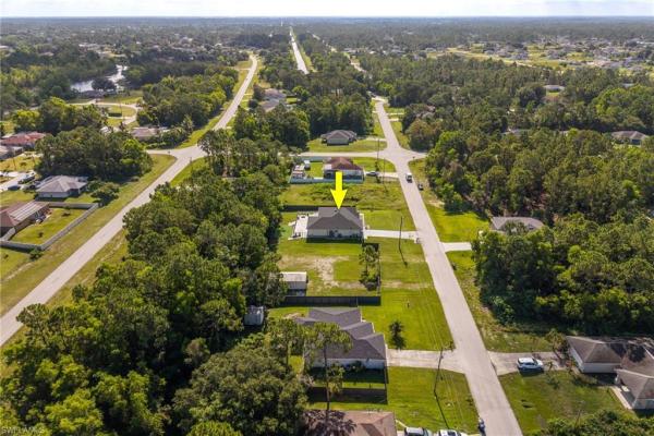 Mirror Lakes, 421 Broadmoor St, Lehigh Acres, Florida 33974, image 3