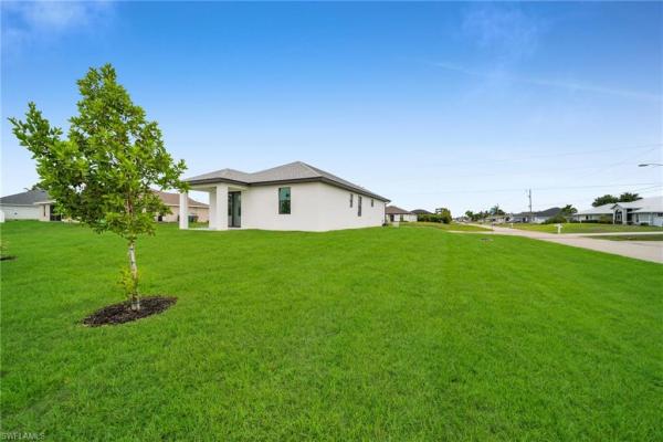 Cape Coral Residential, 2015 23rd St, Cape Coral, Florida 33993, image 1