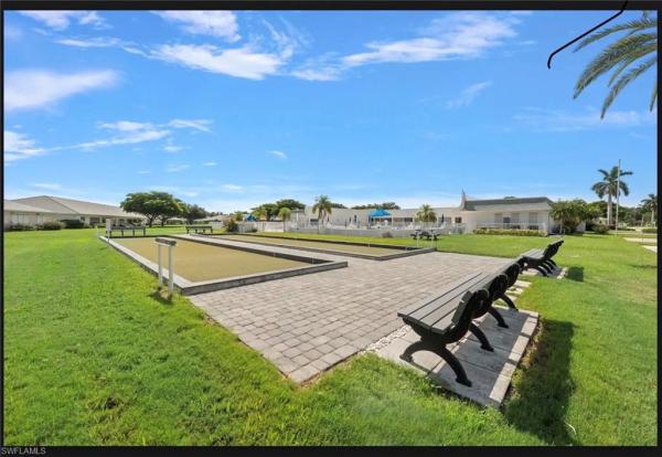 1335 Broadwater Dr #102, Fort Myers, Florida 33919, image 2