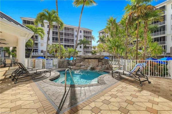 Regatta At Vanderbilt Beach, 400 Flagship Dr #402, Naples, Florida 34108, image 1