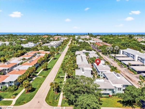 653 S 12th Ave, Naples, Florida 34102, image 2