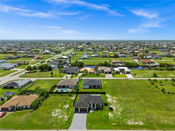 Cape Coral Residential, 1212 33rd Pl, Cape Coral, Florida 33993, image 3