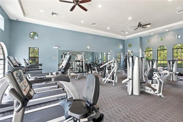 15157 Palmer Lake Cir #202, Naples, Florida 34109, image 2