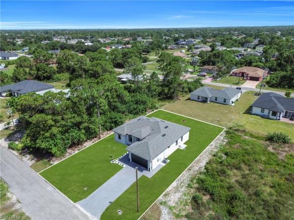 3909 SW 25th St, Lehigh Acres, Florida 33976, image 1