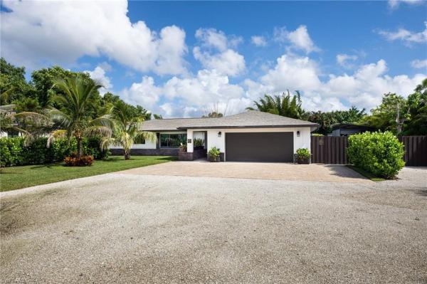 Pine Ridge Estates, 161 Mahogany Dr, Naples, Florida 34108, image 3