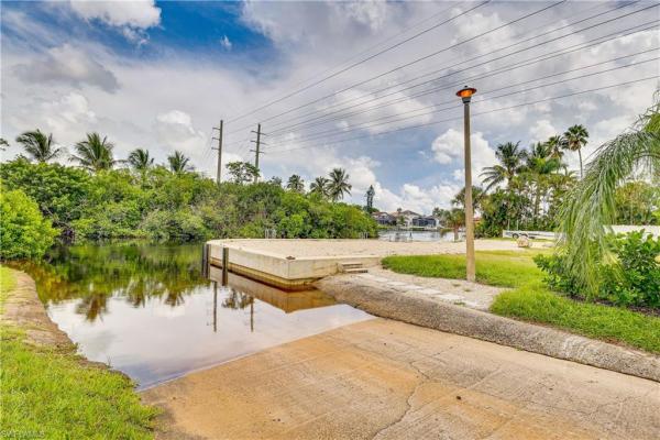 Island Park Woodlands, 6030 Perthshire Ln, Fort Myers, Florida 33908, image 3
