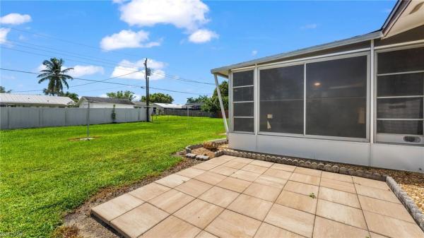 22 3rd St, Naples, Florida 34134, image 2