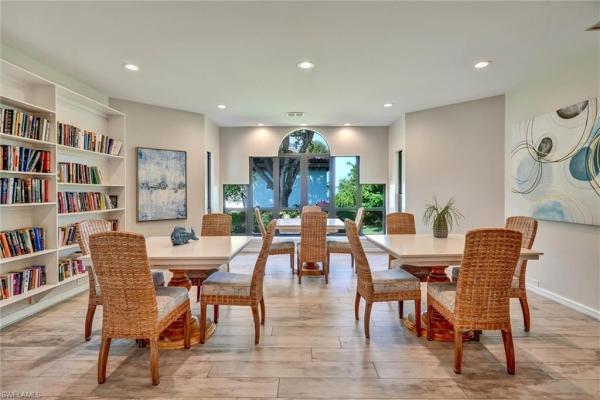 334 La Peninsula Blvd, Naples, Florida 34113, image 1