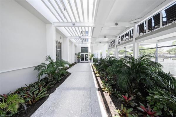 506 Courtside Dr #E201, Naples, Florida 34105, image 1