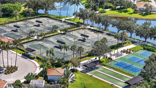 Village Walk Of Naples, 3111 Andorra Ct, Naples, Florida 34109, image 2