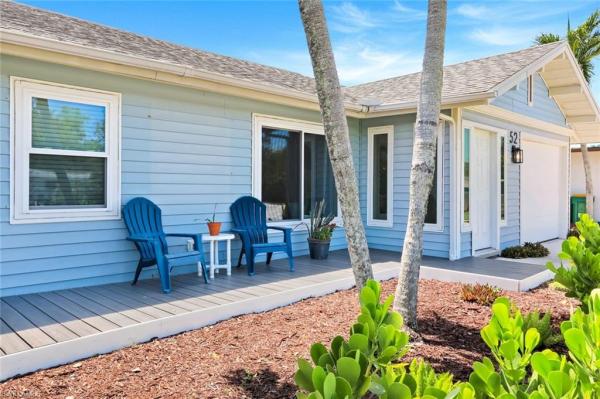 52 1st St, Naples, Florida 34134, image 2
