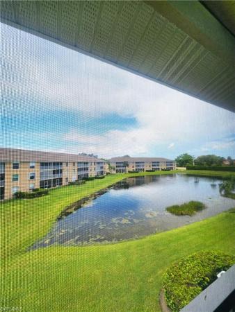 9640 Victoria Ln #305, Naples, Florida 34109, image 1