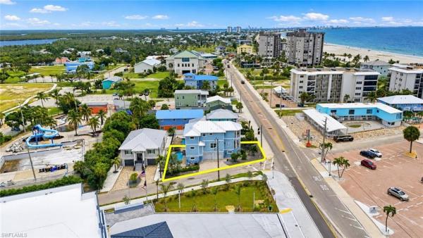 Winklers, 2601 Estero Blvd, Fort Myers Beach, Florida 33931, image 3