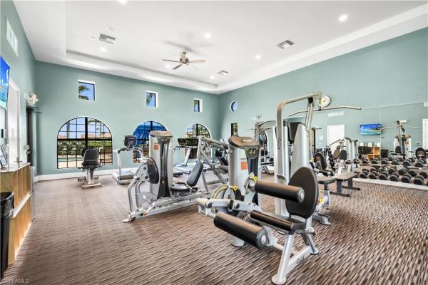 15140 Palmer Lake Cir #201, Naples, Florida 34109, image 2