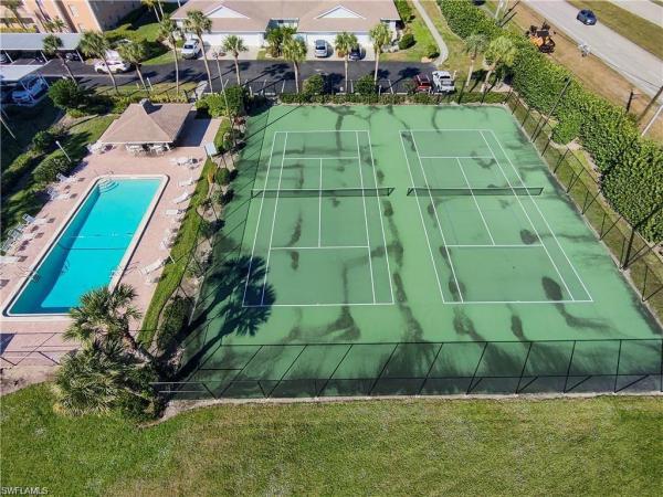 9580 Victoria Ln #104, Naples, Florida 34109, image 2