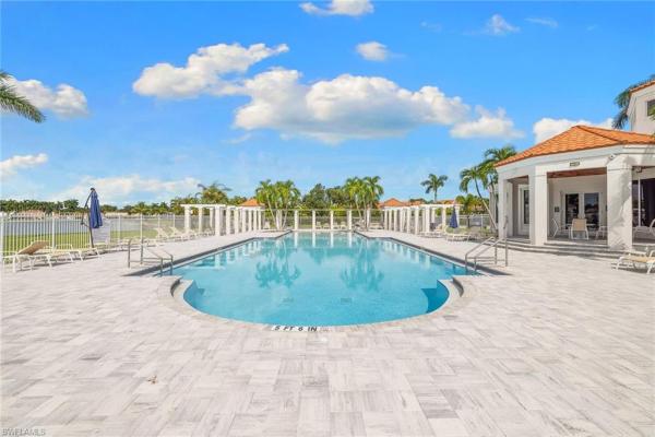 7725 Jewel Ln #104, Naples, Florida 34109, image 3
