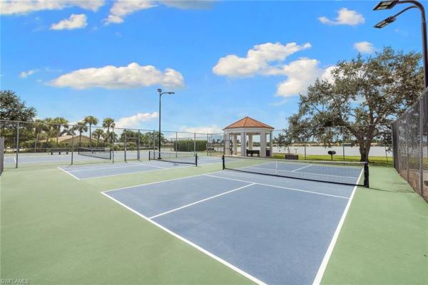 7725 Jewel Ln #104, Naples, Florida 34109, image 2