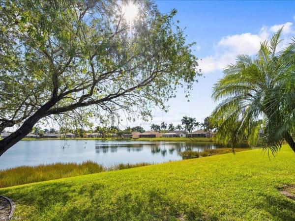 Briarwood, 2026 Terrazzo Ln, Naples, Florida 34104, image 2