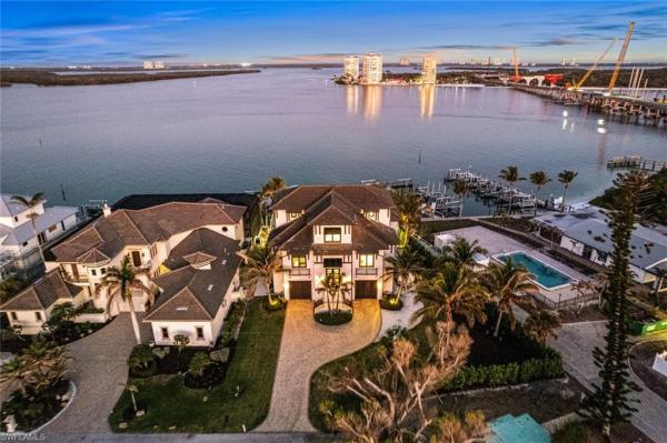 Laguna Shores, 160 Little Carlos Ln, Fort Myers Beach, Florida 33931, image 1
