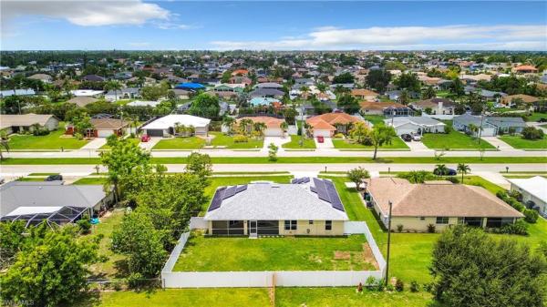Cape Coral Residential, 2129 Viscaya Pkwy, Cape Coral, Florida 33990, image 1