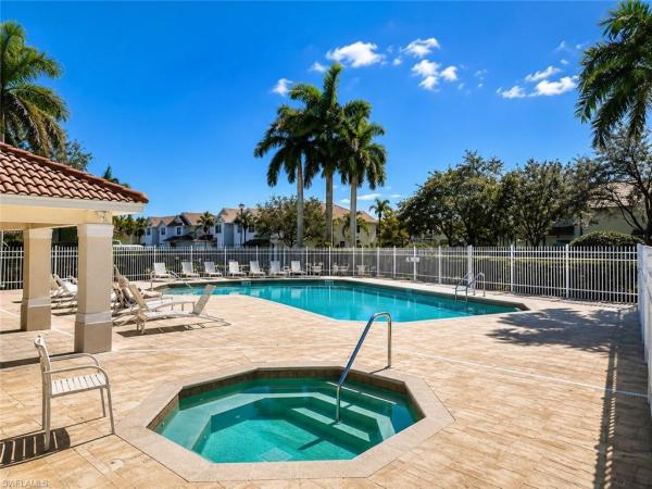 Pinehurst At Stratford Place, 912 Hampton Cir #92, Naples, Florida 34105, image 3