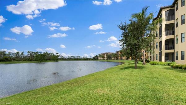 9727 Acqua Ct #444, Naples, Florida 34113, image 2