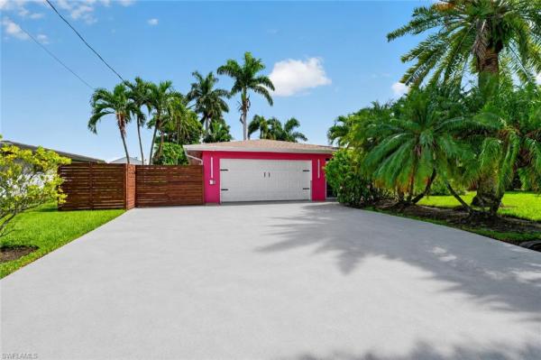 Yacht Club Colony, 1771 Coral Way, North Fort Myers, Florida 33917, image 2