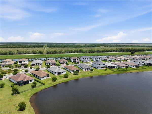 4993 Ofanto Ln, Naples, Florida 34142, image 2