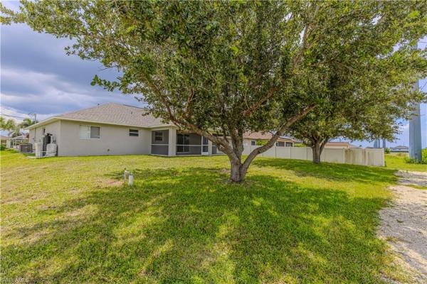 Cape Coral Residential, 520 24th Ave, Cape Coral, Florida 33993, image 3