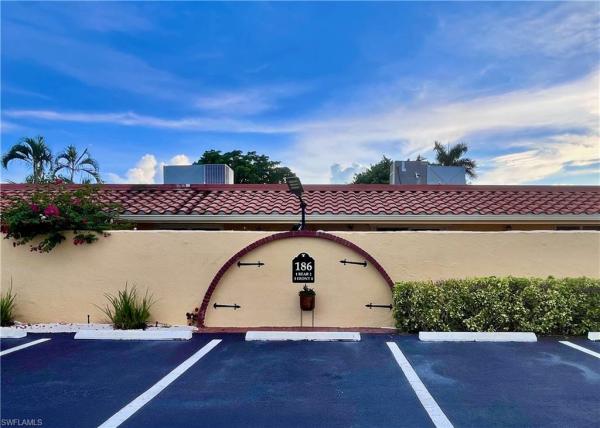 The Glades Golf & Country Club, 186 Harrison Rd #H4, Naples, Florida 34112, image 1