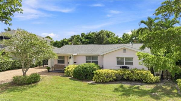 Lake Park, 1342 N 11th St, Naples, Florida 34102, image 1