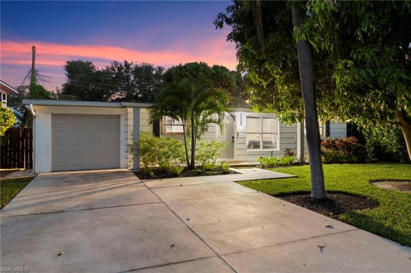 Brookside, 2160 Holiday Ln, Naples, Florida 34104, image 2
