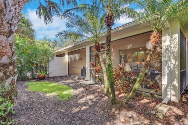 Manchester Square, 13466 Kent St, Naples, Florida 34109, image 2