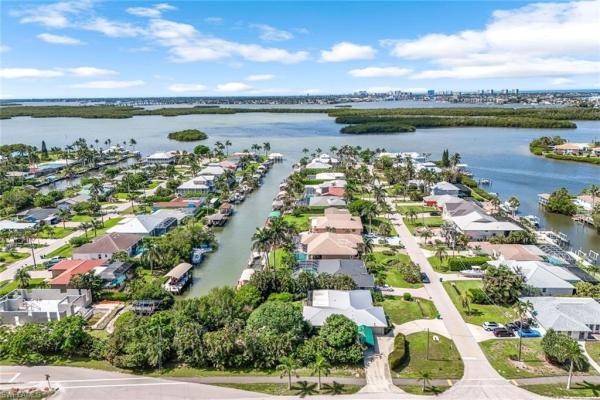Isles Of Capri, 401 Panay Ave, Naples, Florida 34113, image 1