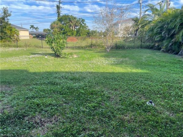 Cape Coral Residential, 737 Sesame Ct, Cape Coral, Florida 33904, image 1