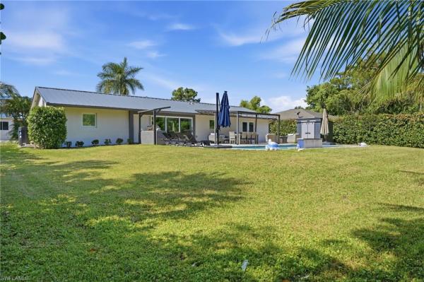 Hallendale, 2965 Woodside Ave, Naples, Florida 34112, image 1