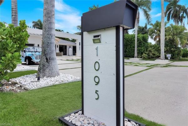 Oyster Bay, 1095 Sandpiper St, Naples, Florida 34112, image 1